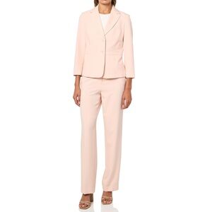 Le Suit Elegant Women's Pink Pant Suit Size 18
